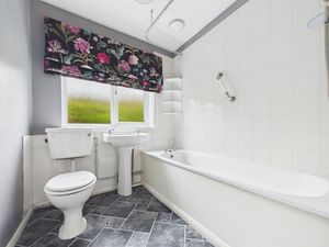 Bathroom- click for photo gallery